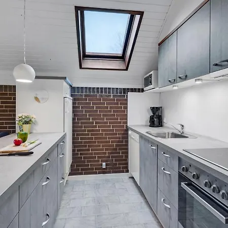 Amazing In Vggerlse With 3 Bedrooms And Wifi * Bøtø By